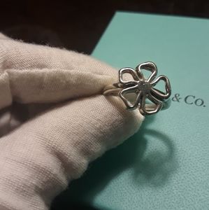 Authentic Tiffany flowers ring